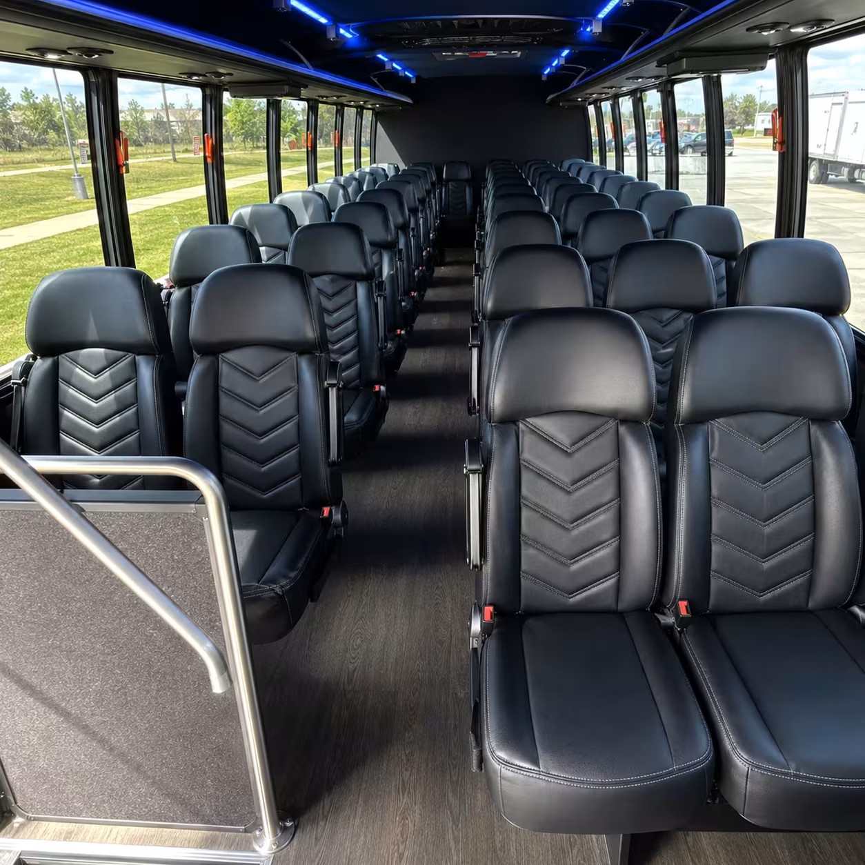 lake charles 25 passenger minibus rental