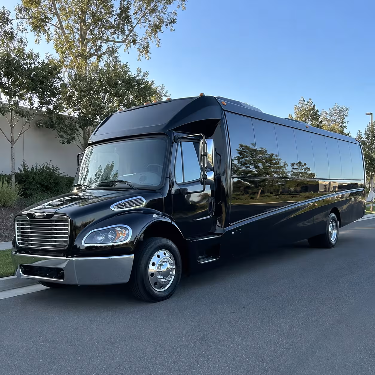 lake charles 35 passenger minibus rental