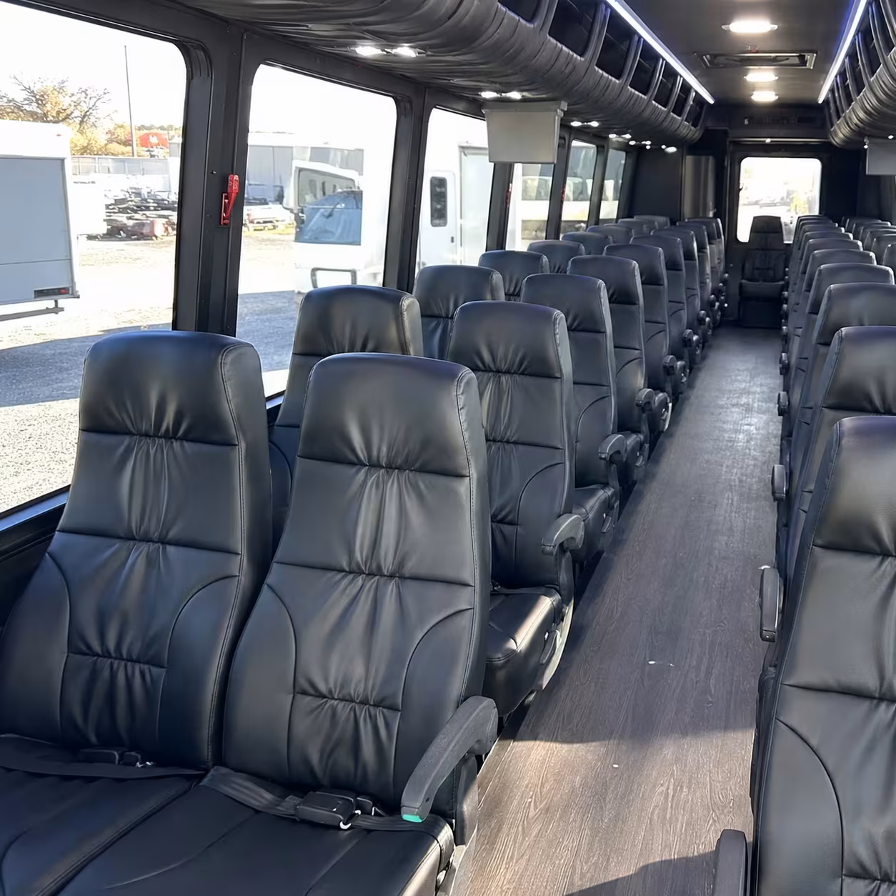 minibus rentals for lake charles event center arena events